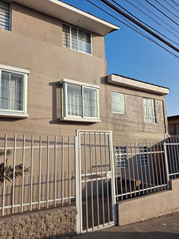 Arriendo habitaciones Romero - 1