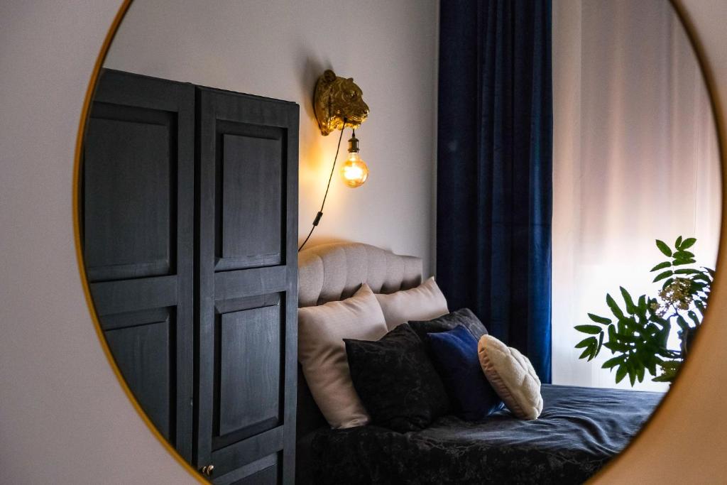 Pinska Business Apartment, Päri