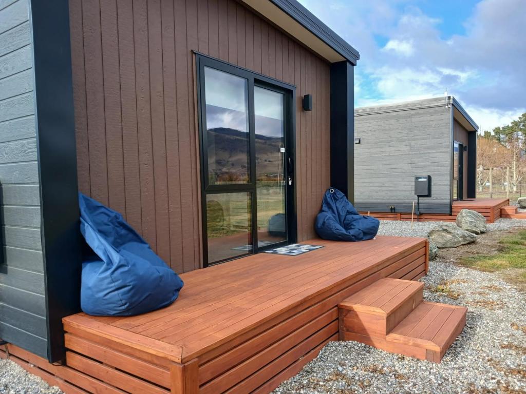 Suncrest Villas, Cromwell