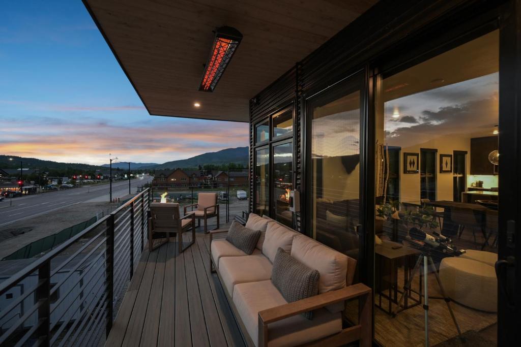 Curated visual reference: Fresh Look at From 70 4 Season Modern Mountain Penthouse With Private Hot