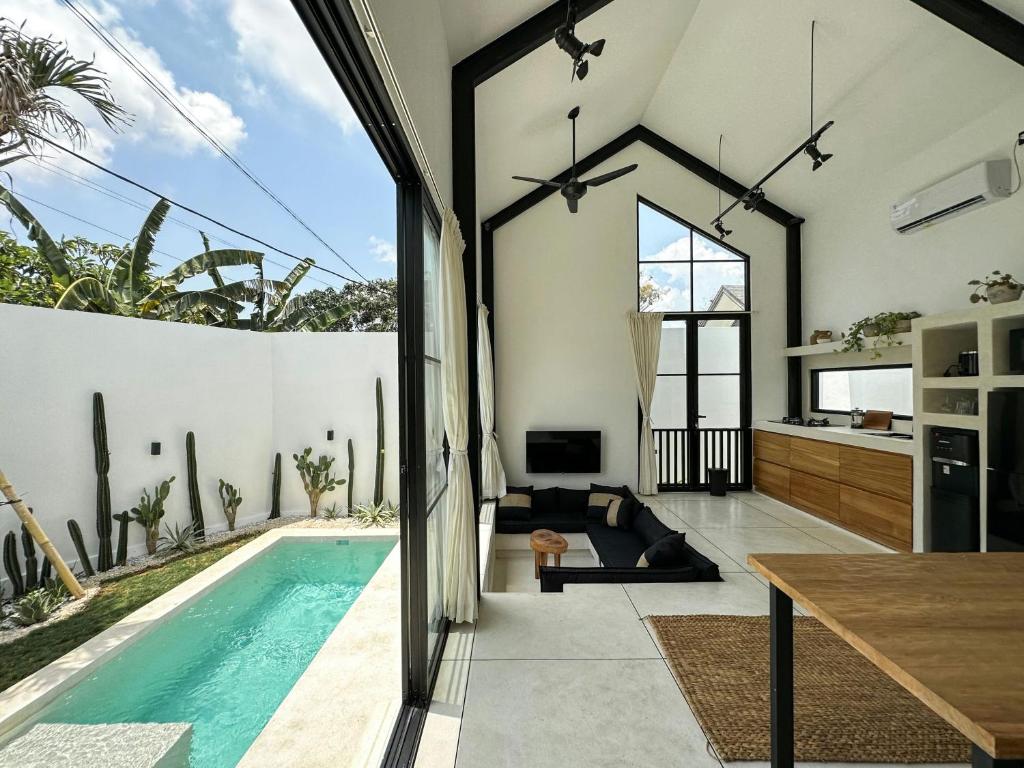 The Raw 1 Bingin, Uluwatu