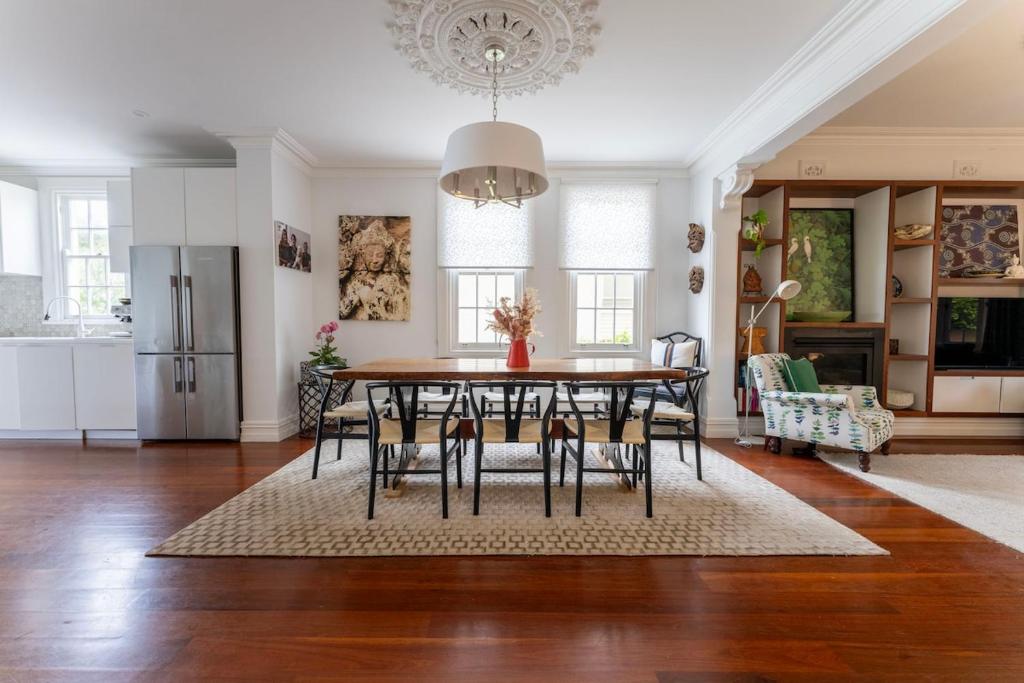 STAREHE - Relaxing Manly Beach Retreat House, Sydney