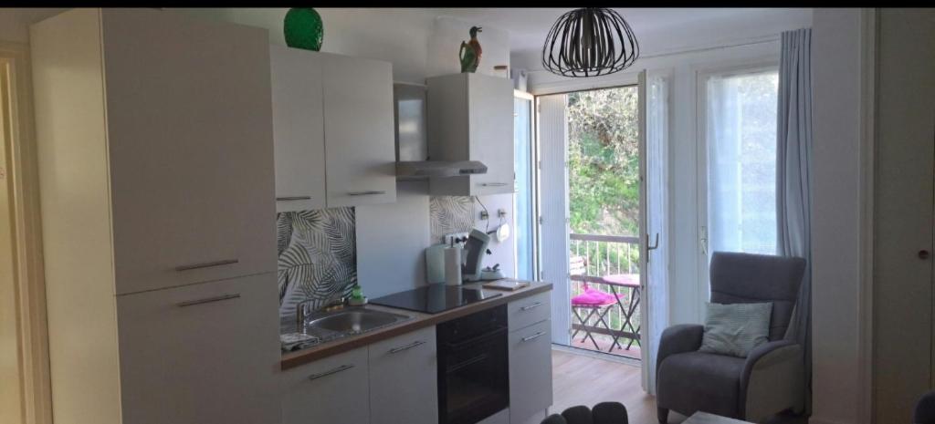A 50m des cures libre mi septembre joli studio rénové orienté Nord bien ventilé - 3