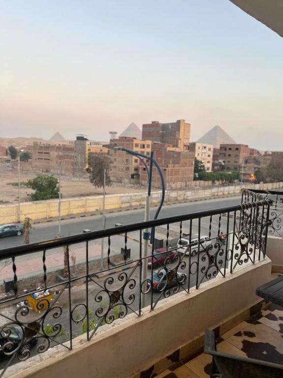 Pyramids Tower, Káhira