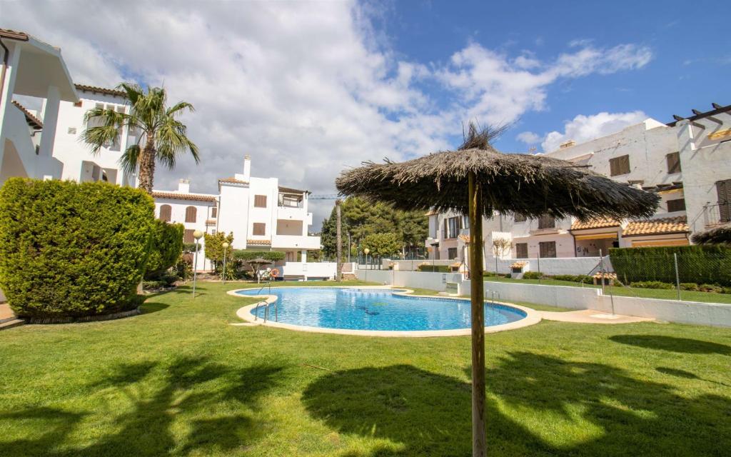 Bajo con terraza y piscina PLAYA CARGADOR Albert Villas - 2