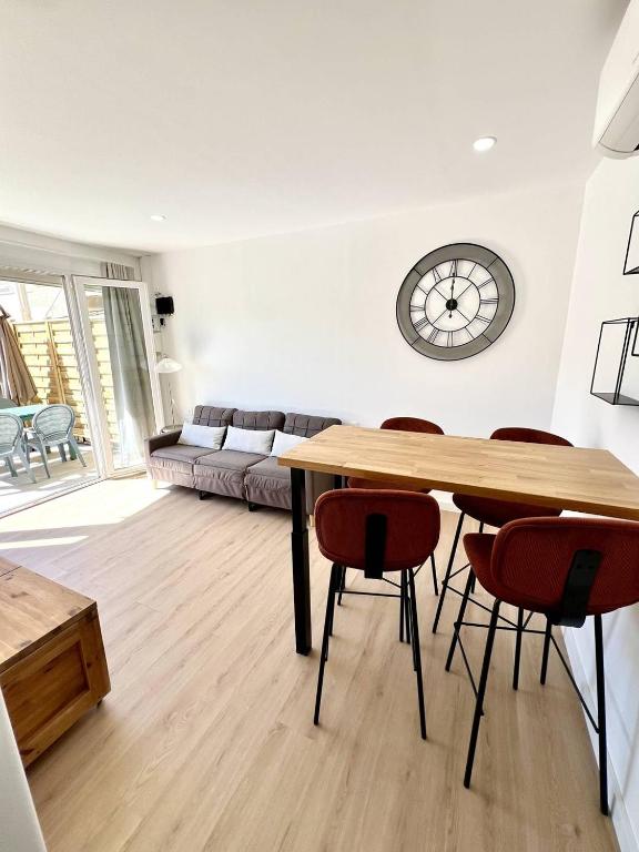 Appartement à Narbonne-Plage, 2 chambres, à 80 m de la plage, rénové, climatisé, tout confort - 1