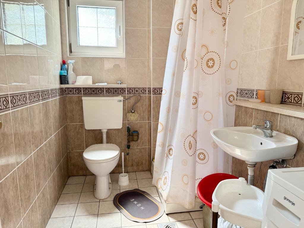Sutomore Two Bedroom Apartment - 4