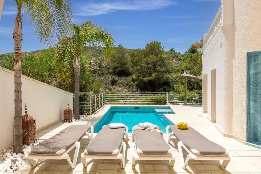 Villa Roca Verde by Abahana Villas - 3