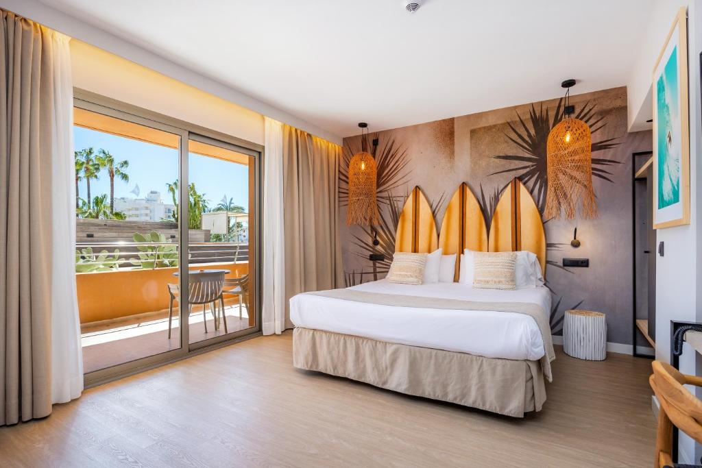 Marins Beach Club - Adults Only Hotel — Hotel rooms in Cala Millor, Balearic Islands