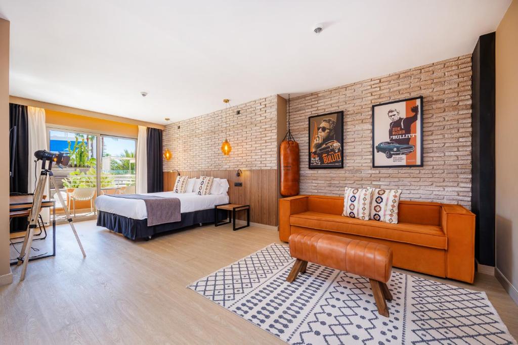 Marins Beach Club - Adults Only Hotel — Hotel rooms in Cala Millor, Balearic Islands