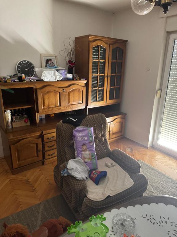 Sceta, Ivišovo Greblje