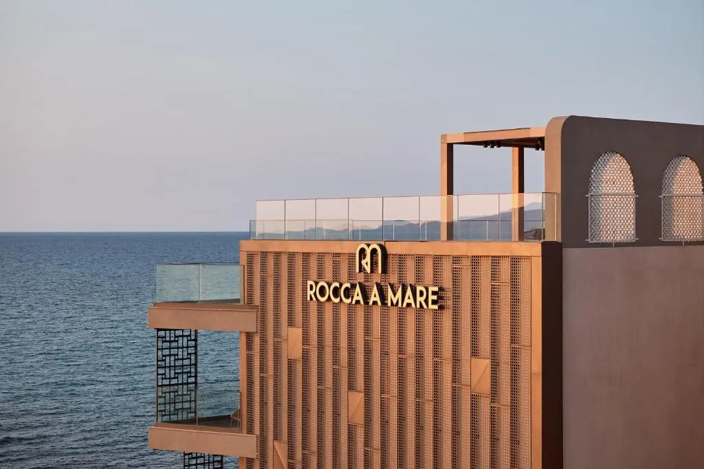 Rocca a Mare Heraklion - Handwritten Collection, hotel in Heraklio Town