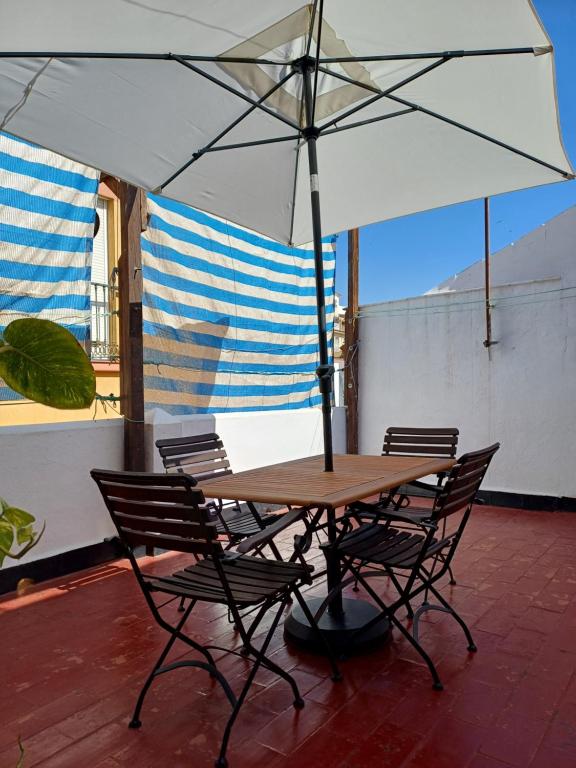 Malaga Ensuites City Centre - 5