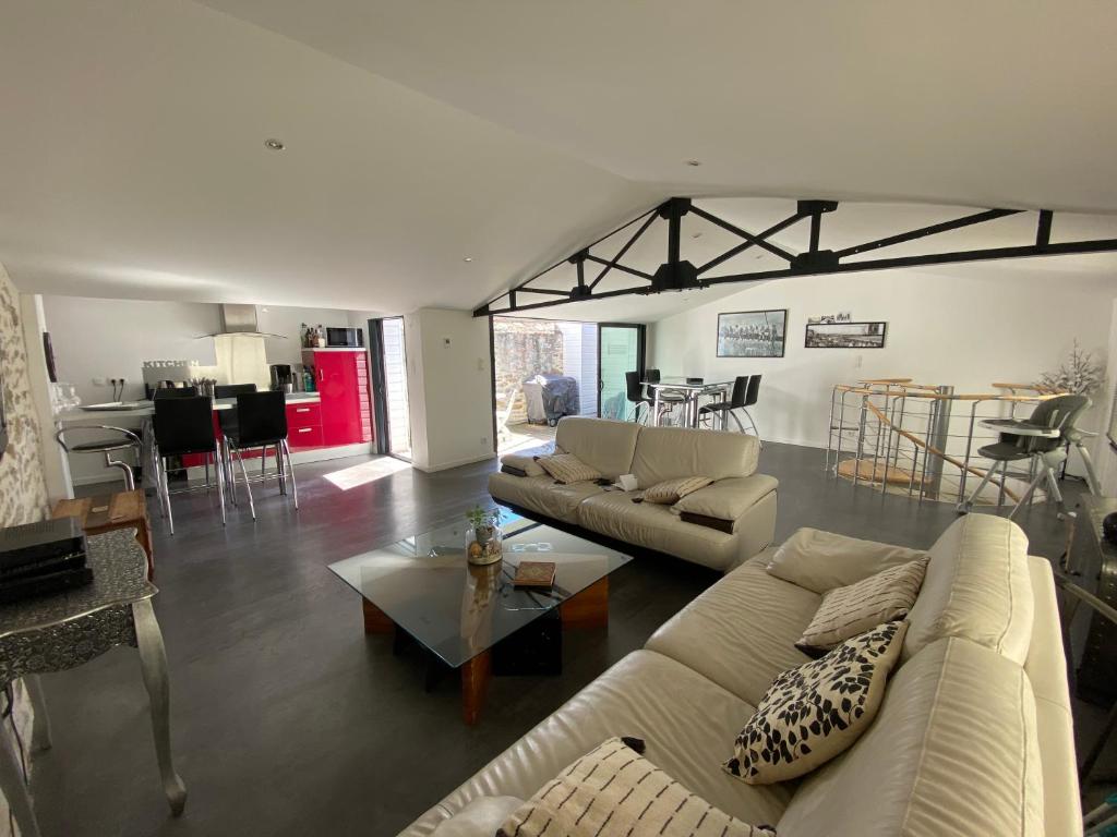 L'Olivier, Charmant loft centre-ville, plage à 300m, 6 pers, Les Sables-dʼOlonne