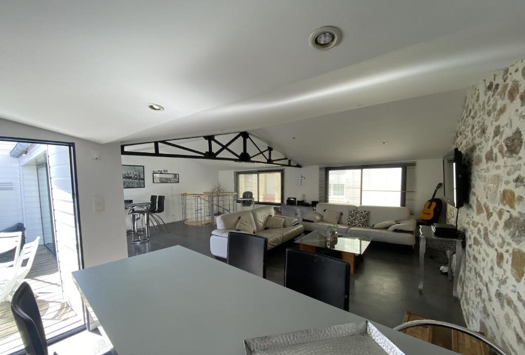 L'Olivier, Charmant loft centre-ville, plage à 300m et gare à 500m - 4