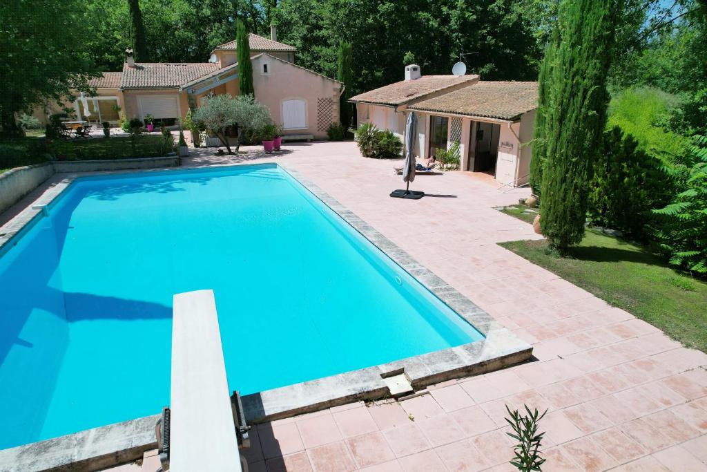 Domaine en Provence Gîte la Ferrandiere - 1