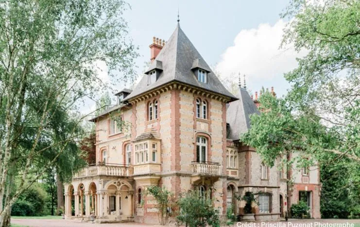 Château de la Bribourdière，位于Putot-en-Auge的酒店