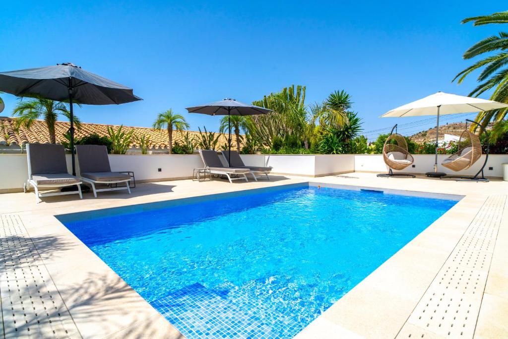 Villa Grand Pool Terrace by Casasol - 5