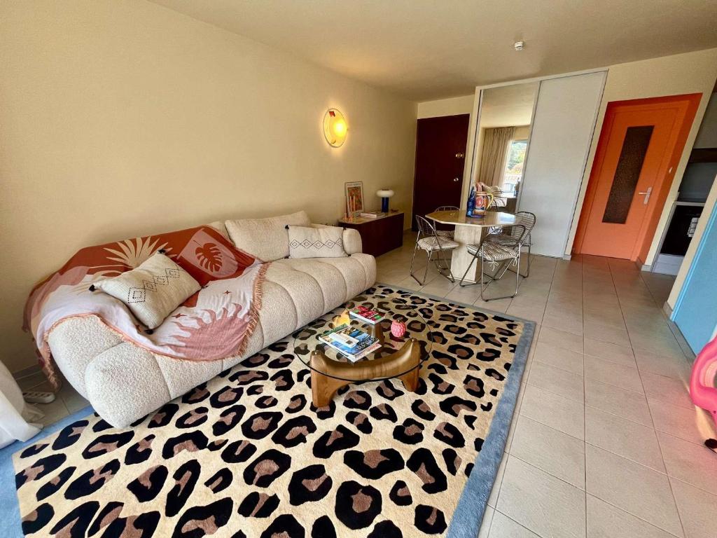 Appartement rénové 1 chambre à Cavalaire, proche plage, climatisé avec parking - FR-1-226B-107 - 5