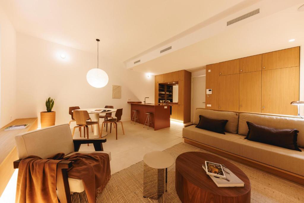 Bravissimo Vivaldi 2B, Monthly Apartment, Girona