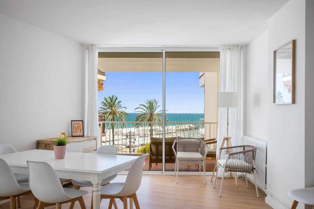 Sunset Beachfront in Sitges, Sitges