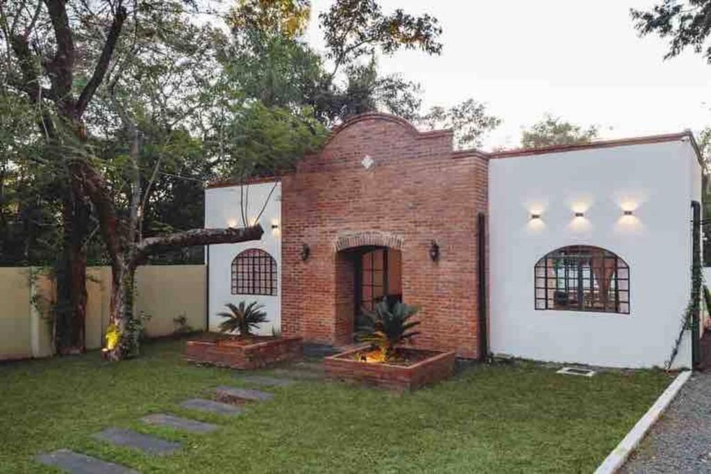 Encantadora Casa De Verano - Marilaf - 1