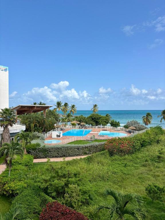 Intimate Bahia - Vue mer et accès piscine, Le Gosier