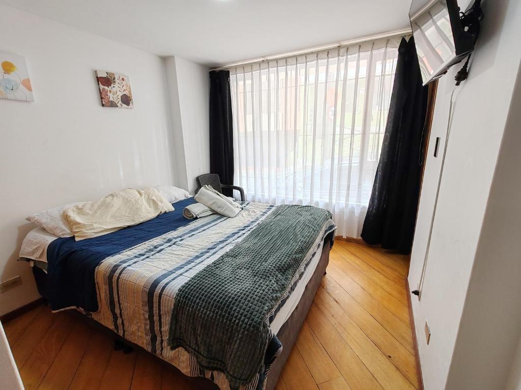 aparta-estudio INTELIGENTE norte de Tunja cristales, Tunja