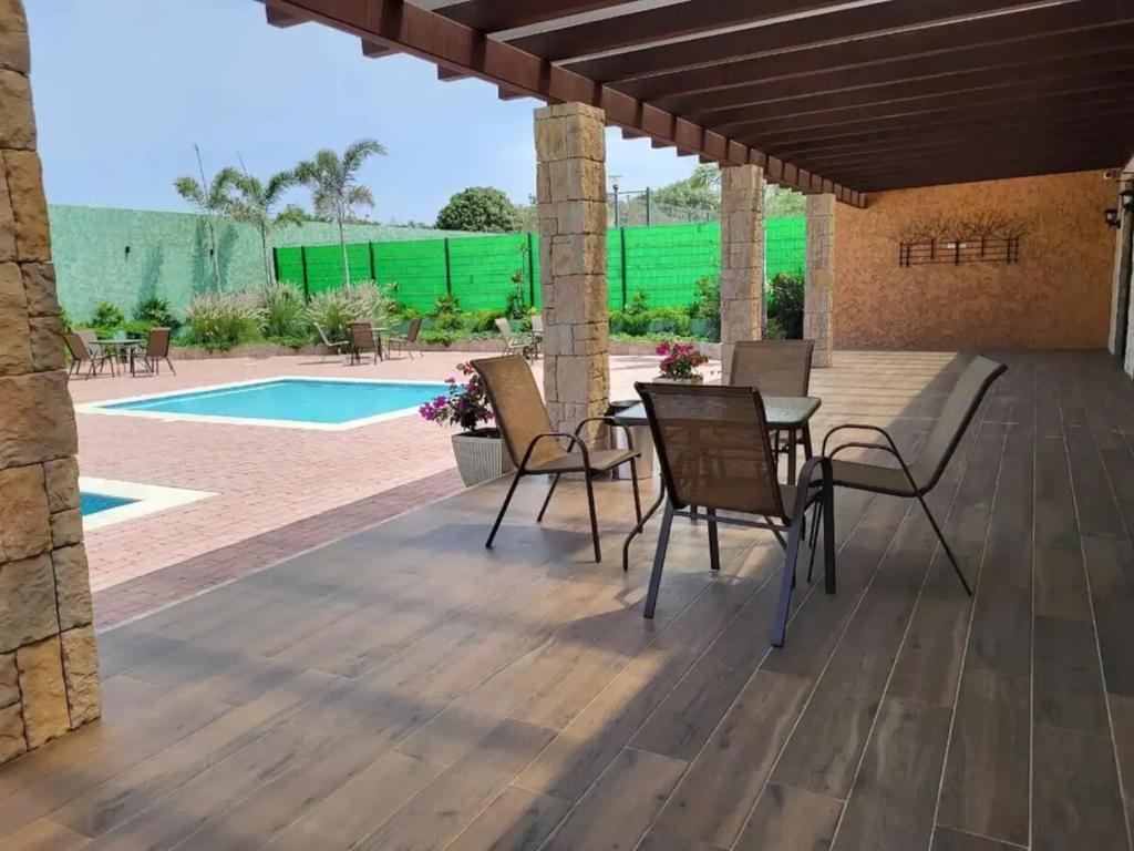 Comfortable New Family House - 3