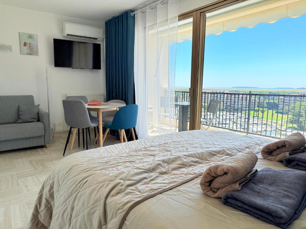 My Resid Appart Cannes marina vue mer - 3