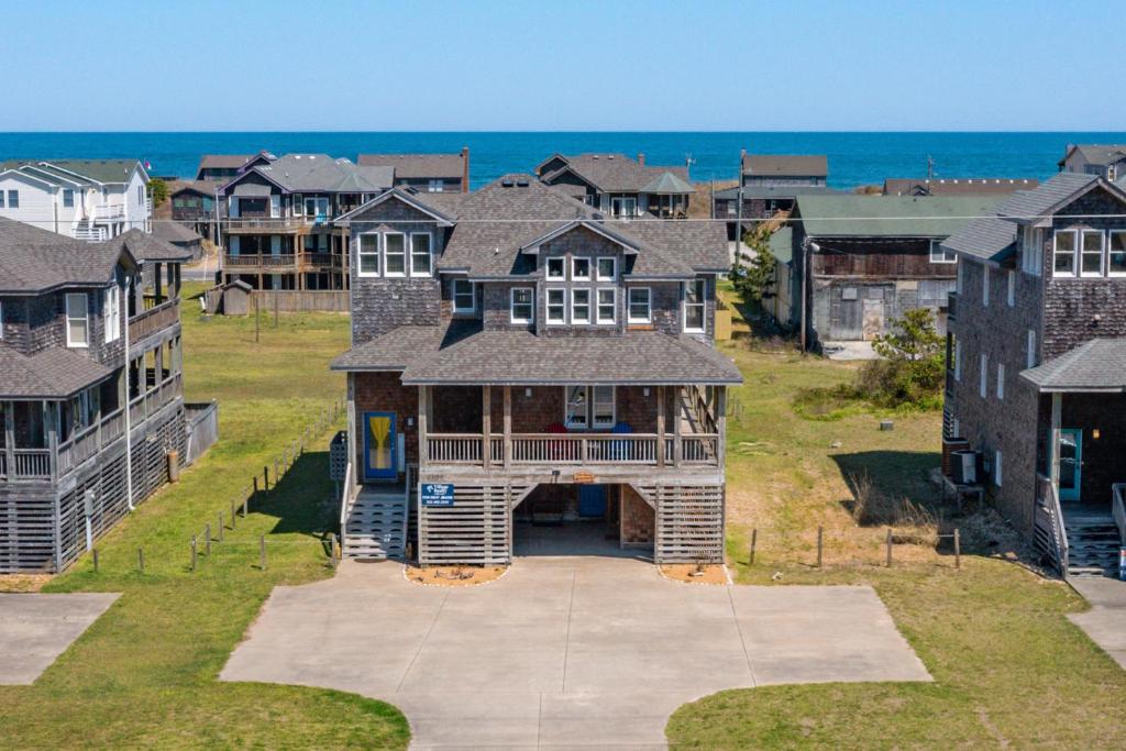 Azure Dreams, Nags Head