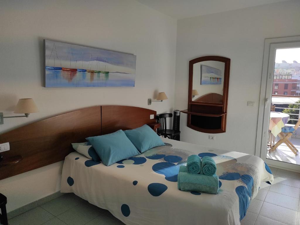 Lovely flat with sea-view, 1 minute walk to beach - 3