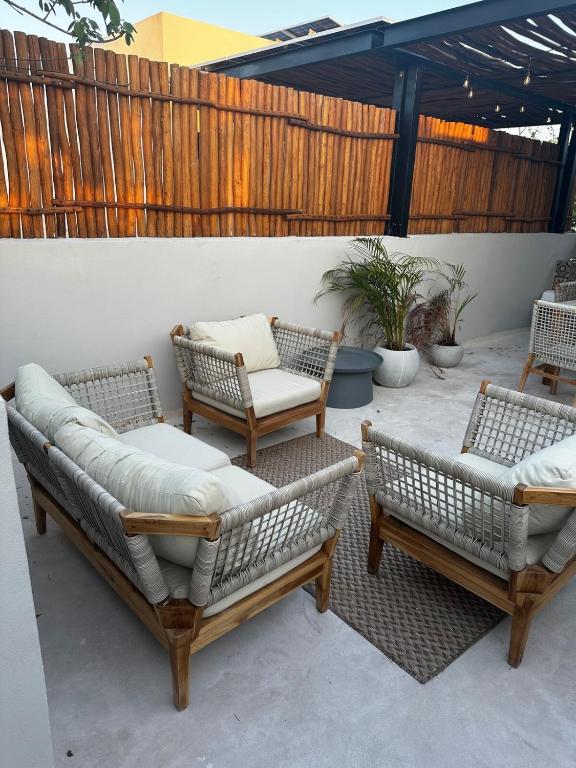Villa with a private pool - 4