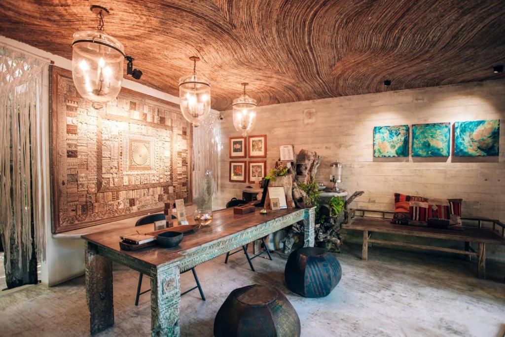 Jungle Sanctuary Wellness Retreat w Pool Bar Spa - 5