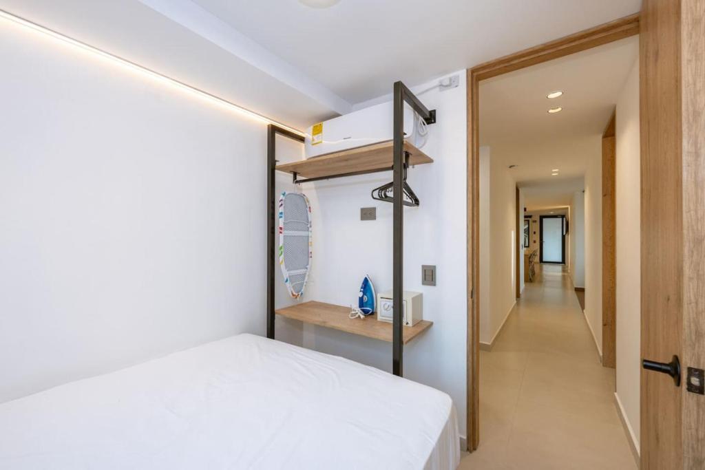 M501 Poblado Apt close to lleras park jacuzzi AC - 3