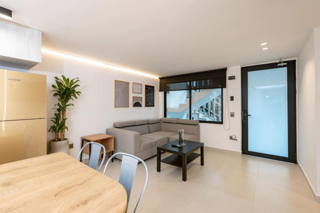 M501 Poblado Apt close to lleras park jacuzzi AC - 4