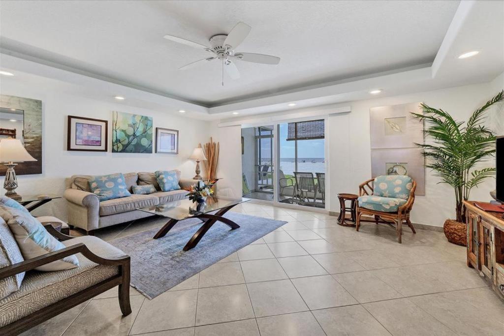 Condo 104, Sarasota