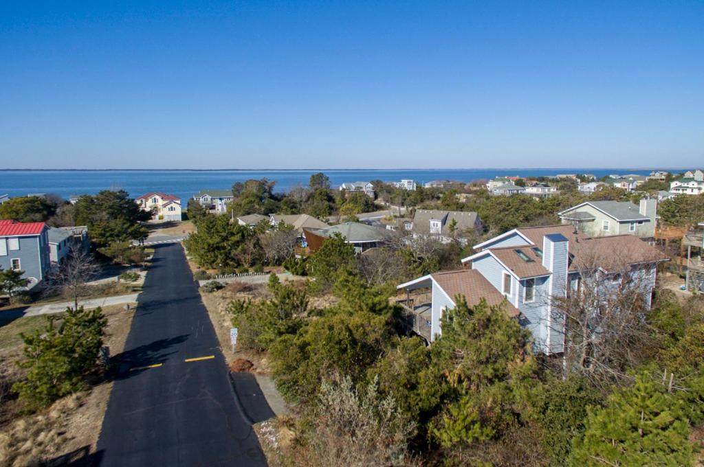 Fiddlin Around, Duck