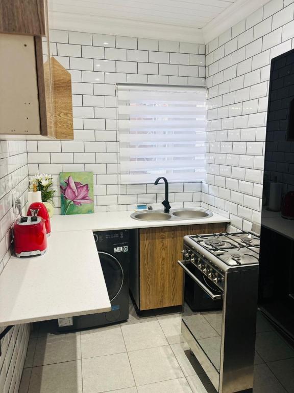 The Secret Location, Pretoria