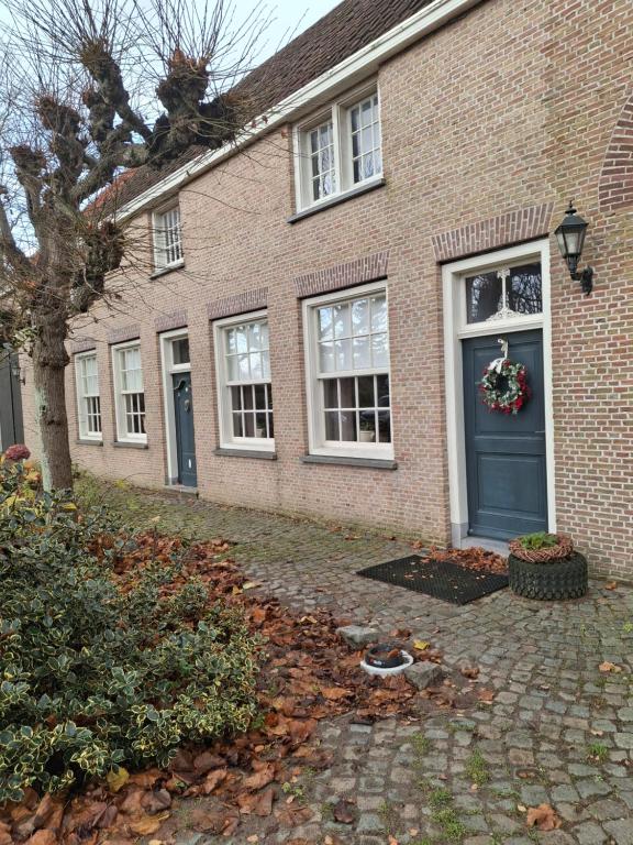 Pauwenhof, Klaaswaal