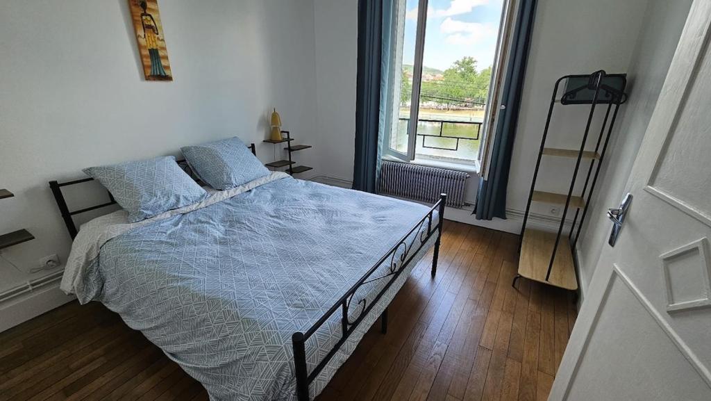 Appart Nancy avec vue sur Meurthe, Nancy