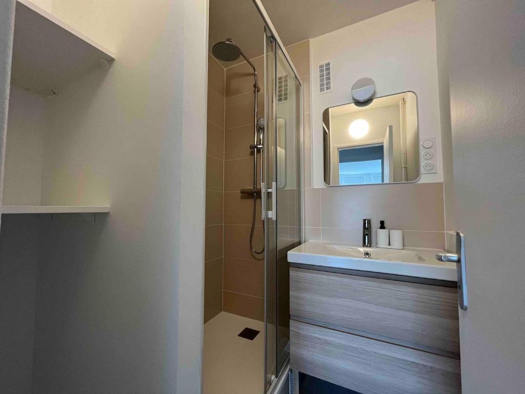 Cosy & stylish F5 Appartement - Troyes center - 3