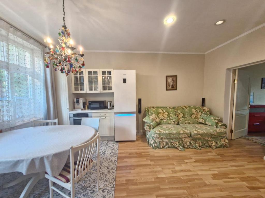 Jūrmalas Apartaments, Liepāja