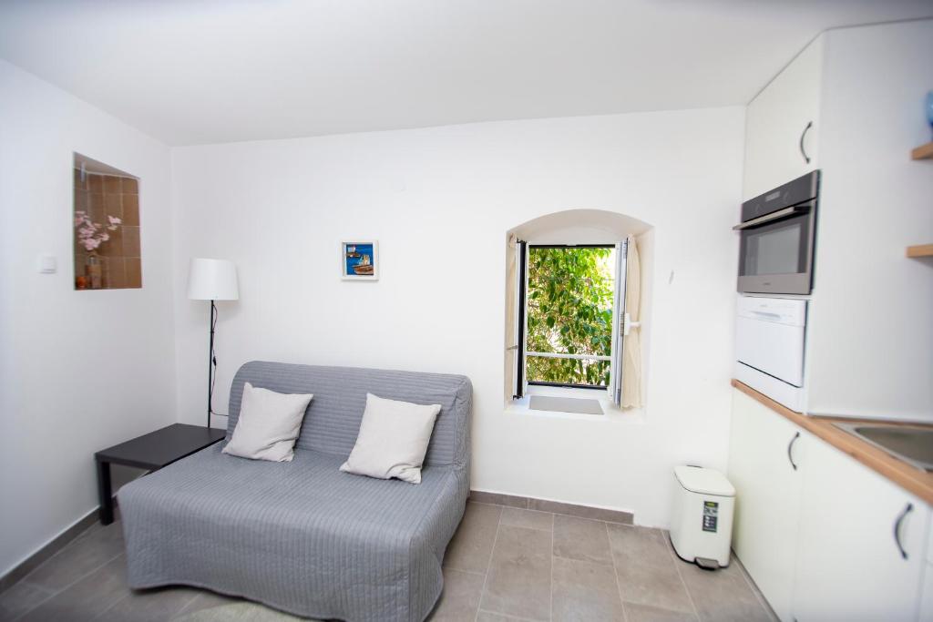 Charming Apartment in The Old Town - 3