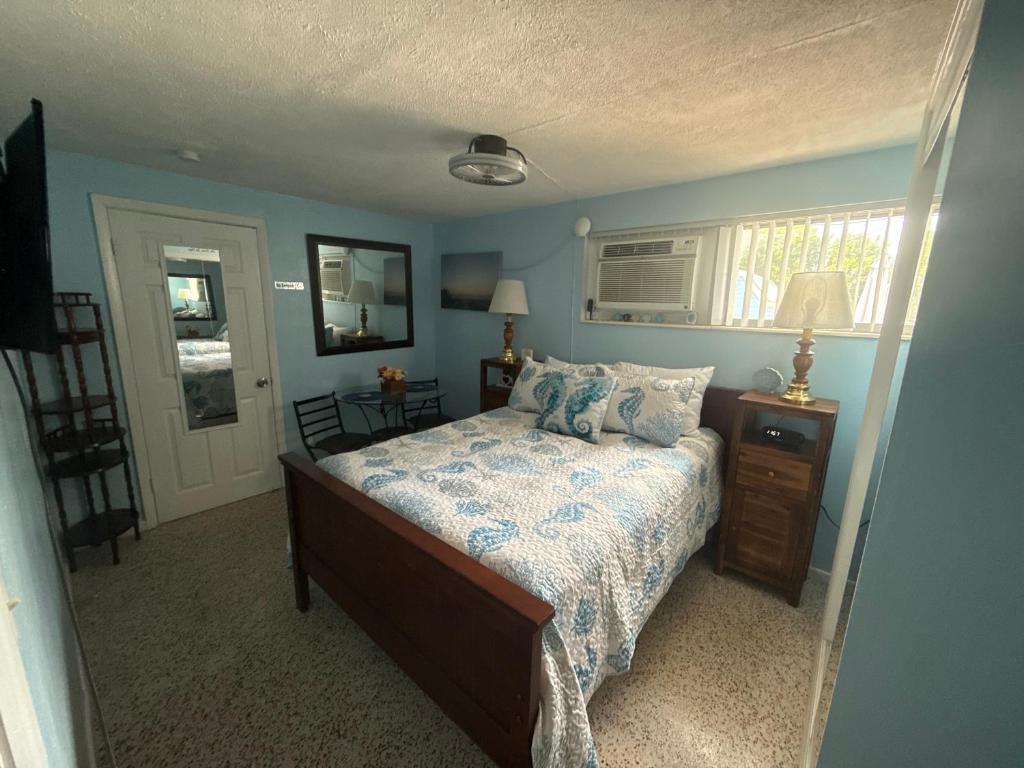 Studio Yunet, Bradenton