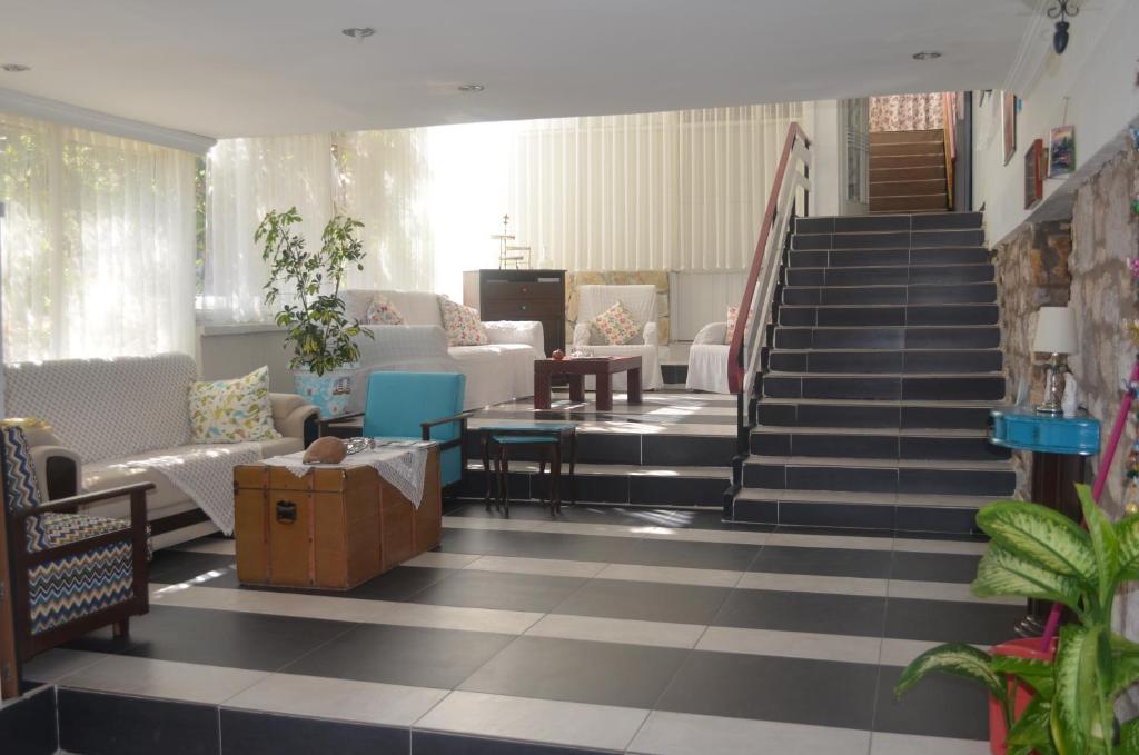 Tunc Hotel photo