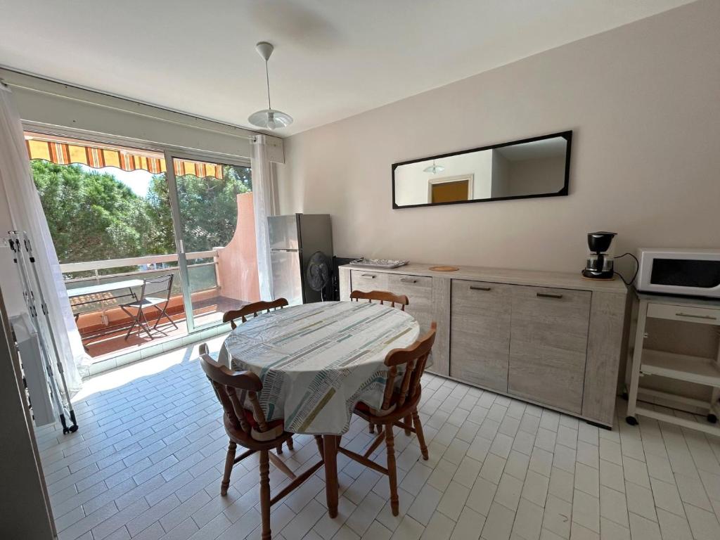 Appartement 4 pers proche plage avec parking - FR-1-837-38 - 2