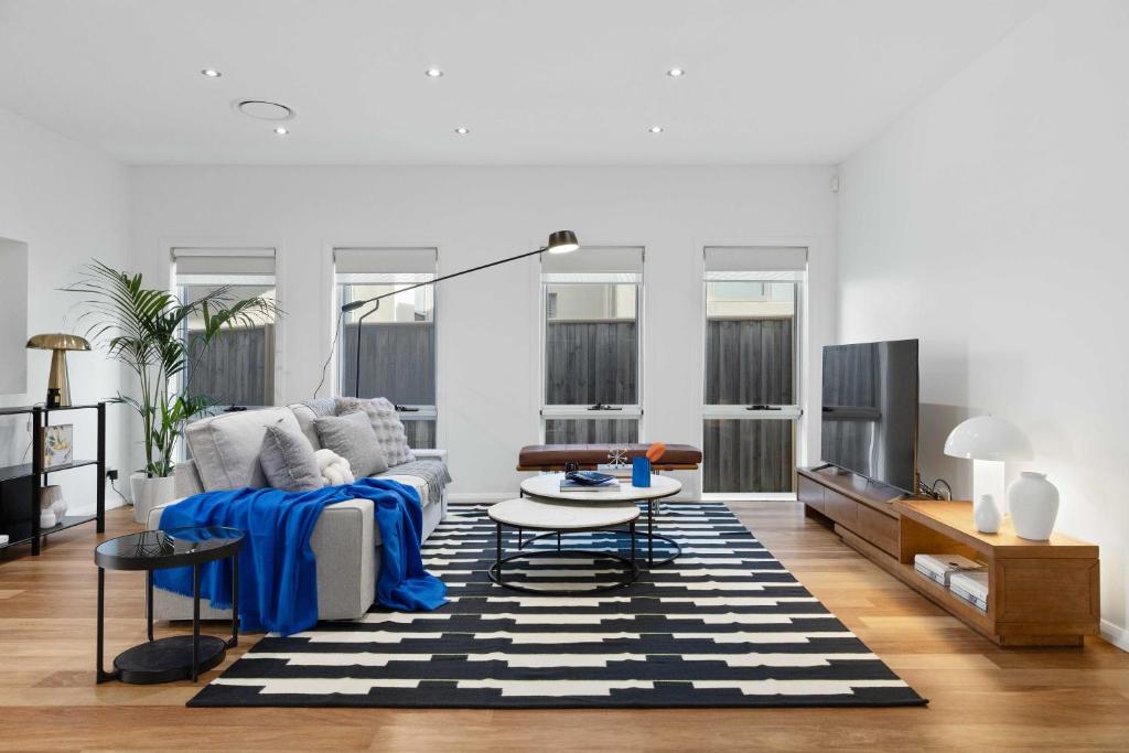 4BR Seaside Home in Dover Heights, Sydney