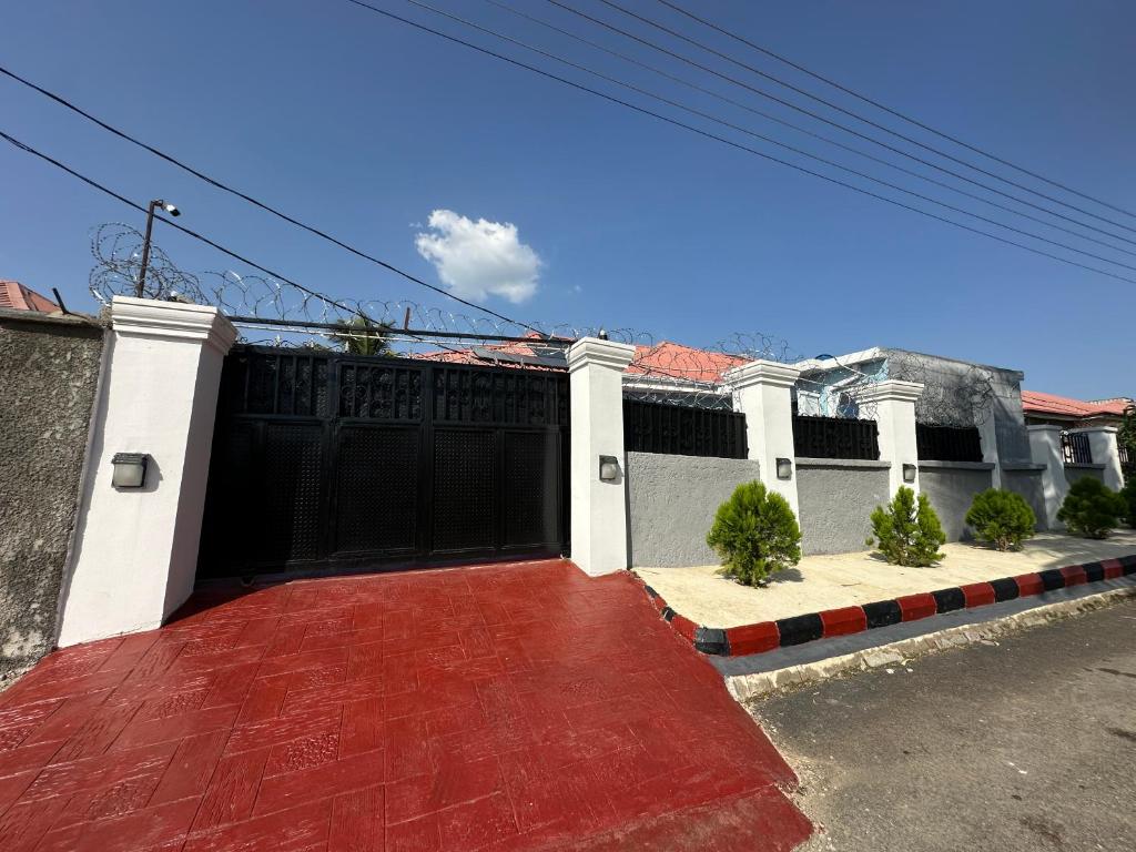 Sovic Smart Apartments, Abudža