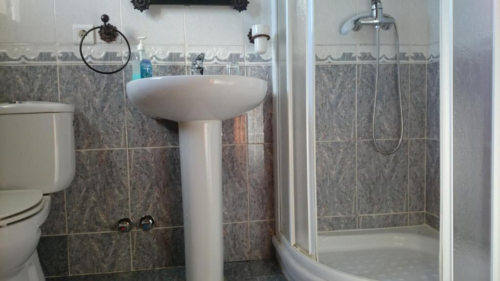 Hostal la Encina photo